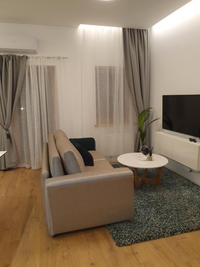 Smaragdo Apartamentai Kowno Zewnętrze zdjęcie